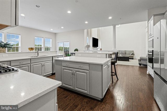 6500 PADDINGTON ST, Middle River, MD 21220