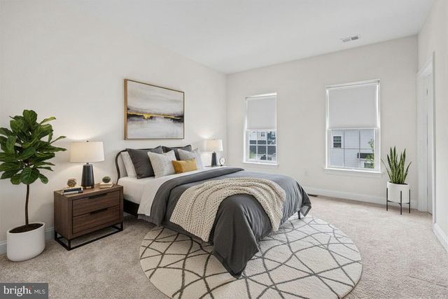 6500 PADDINGTON ST, Middle River, MD 21220