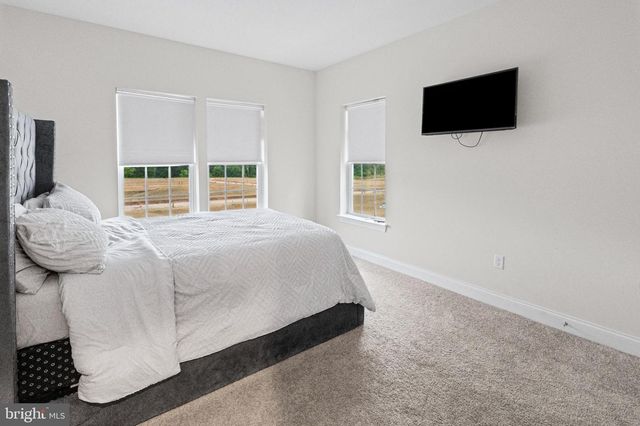 6500 PADDINGTON ST, Middle River, MD 21220