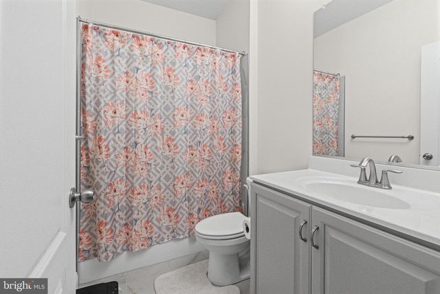 6500 PADDINGTON ST, Middle River, MD 21220