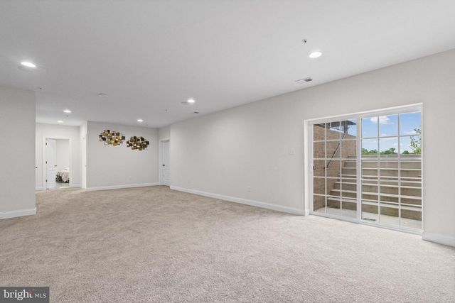 6500 PADDINGTON ST, Middle River, MD 21220