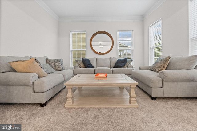 6500 PADDINGTON ST, Middle River, MD 21220