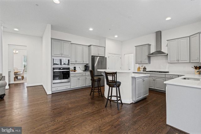 6500 PADDINGTON ST, Middle River, MD 21220