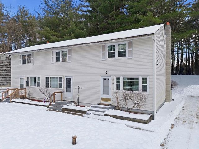 10 Woodburn Dr Apt C, Litchfield, NH 03052