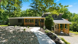 7511 W County Line Road, Roanoke, IN 46783