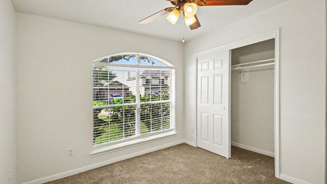 1014 Sapling Crest Court, Fresno, TX 77545