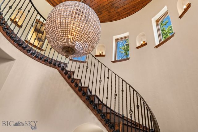 101 Milky Way Drive, Bozeman, MT 59718