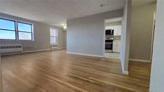 84-09 155th 3B, Howard Beach, NY 11414