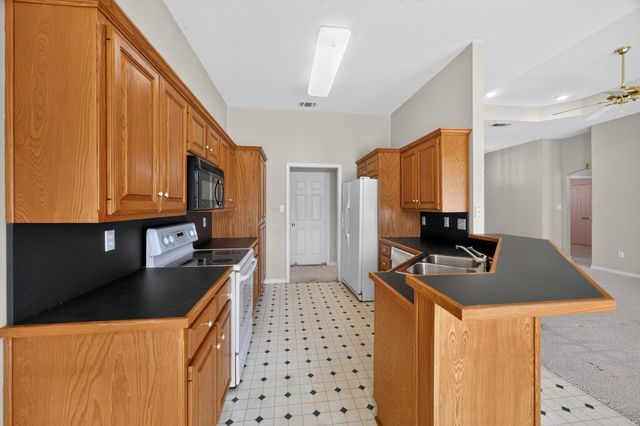 2606 Valley Ridge Lane, Sherman, TX 75092
