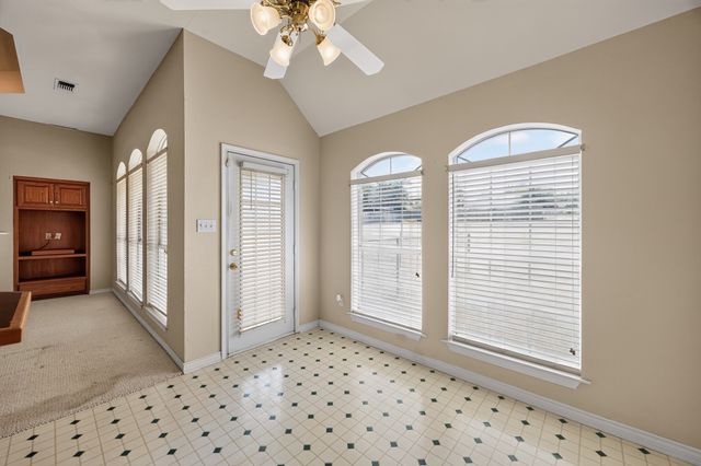 2606 Valley Ridge Lane, Sherman, TX 75092