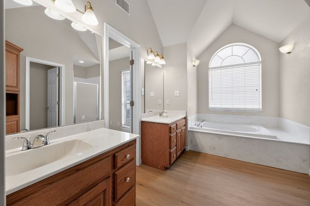 2606 Valley Ridge Lane, Sherman, TX 75092