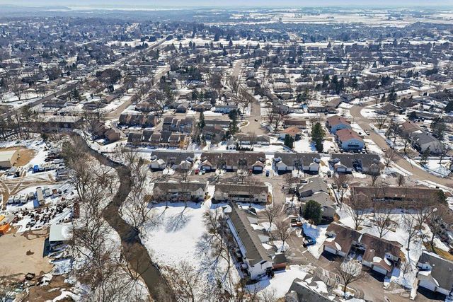 208 Creek Edge Court, Waunakee, WI 53597