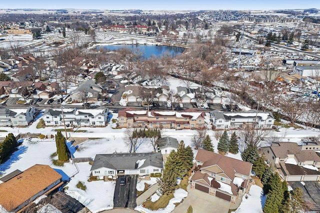 208 Creek Edge Court, Waunakee, WI 53597