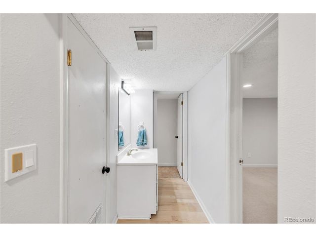 9400 E Iliff Ave 35, Denver, CO 80231