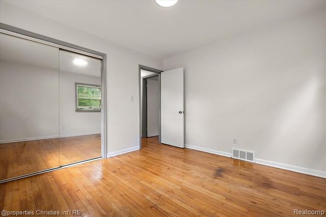 6030 Lahser Road, Bloomfield Village, MI 48301