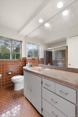 6030 Lahser Road, Bloomfield Village, MI 48301