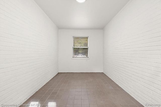 6030 Lahser Road, Bloomfield Village, MI 48301