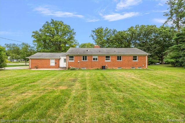 6030 Lahser Road, Bloomfield Village, MI 48301