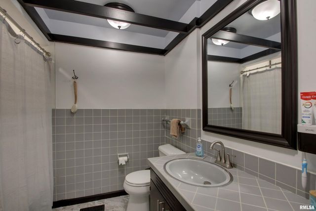 2307 PAYSON Avenue, Quincy, IL 62301