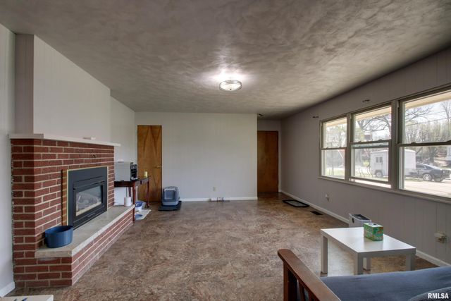 2307 PAYSON Avenue, Quincy, IL 62301