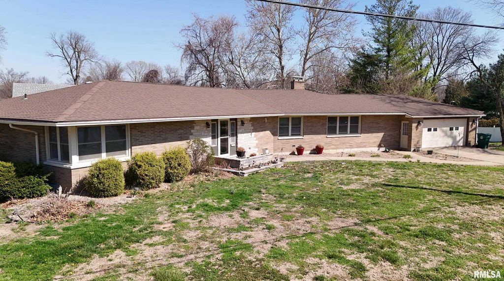 2307 PAYSON Avenue, Quincy, IL 62301