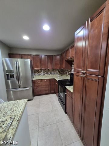 3001 51st ST SW, Lehigh Acres, FL 33976