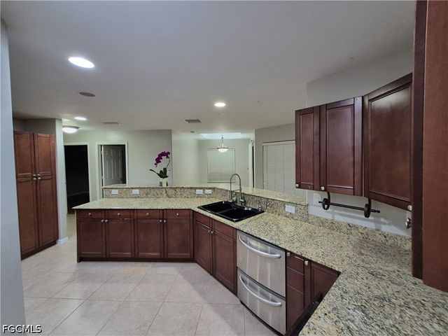 3001 51st ST SW, Lehigh Acres, FL 33976