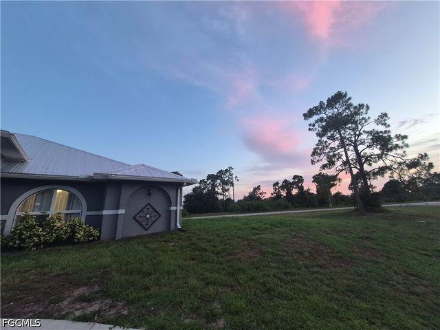 3001 51st ST SW, Lehigh Acres, FL 33976