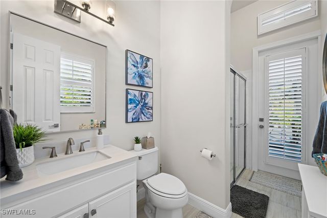 8559 El Mirasol CT, Estero, FL 33967