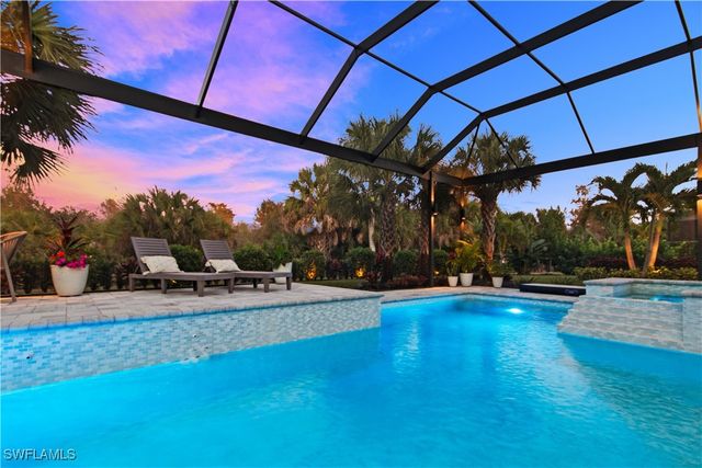 8559 El Mirasol CT, Estero, FL 33967