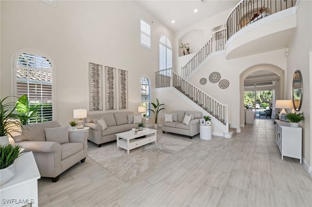 8559 El Mirasol CT, Estero, FL 33967