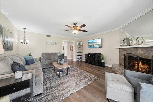 402 E Hoover Avenue, Orange, CA 92867