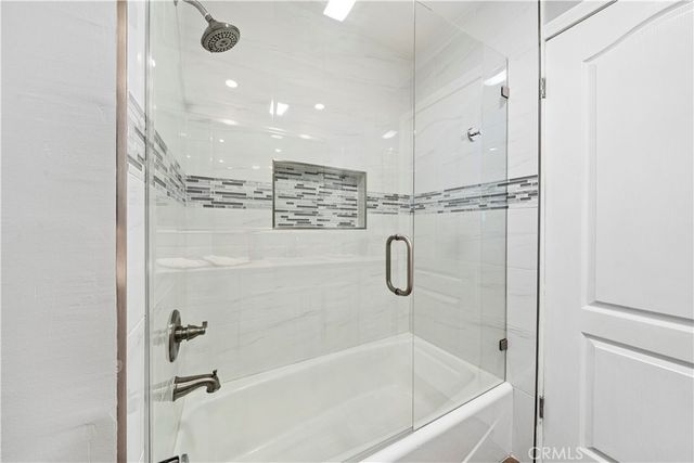 402 E Hoover Avenue, Orange, CA 92867