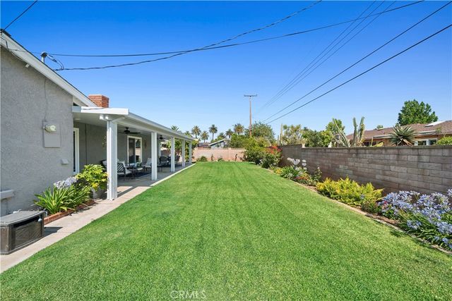 402 E Hoover Avenue, Orange, CA 92867