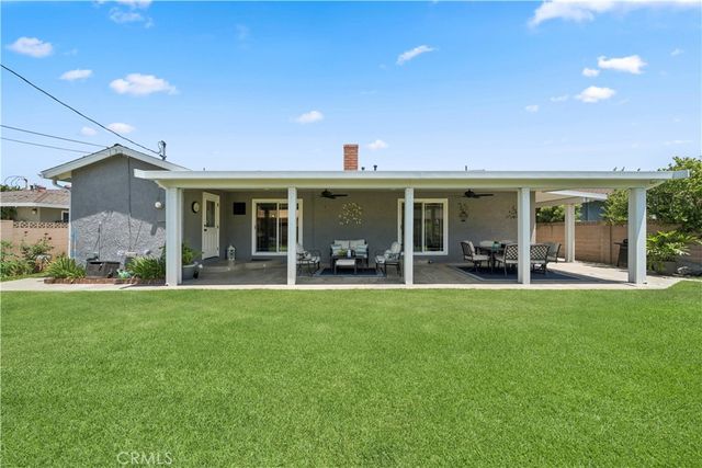 402 E Hoover Avenue, Orange, CA 92867