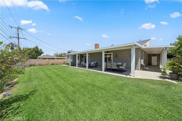 402 E Hoover Avenue, Orange, CA 92867