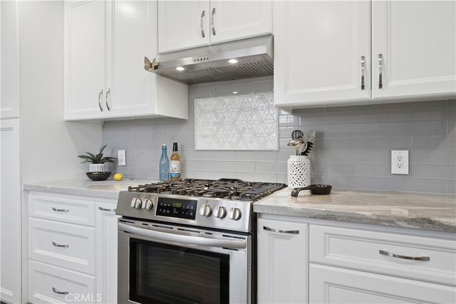 402 E Hoover Avenue, Orange, CA 92867