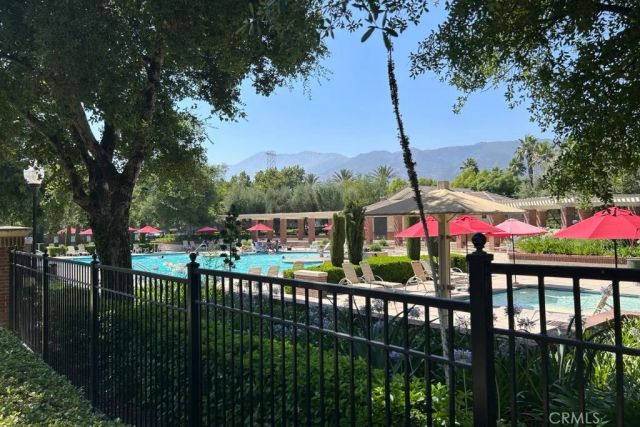 15723 Parkhouse 40, Fontana, CA 92336