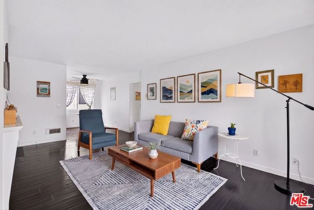 1447 Franklin Street 5, Santa Monica, CA 90404
