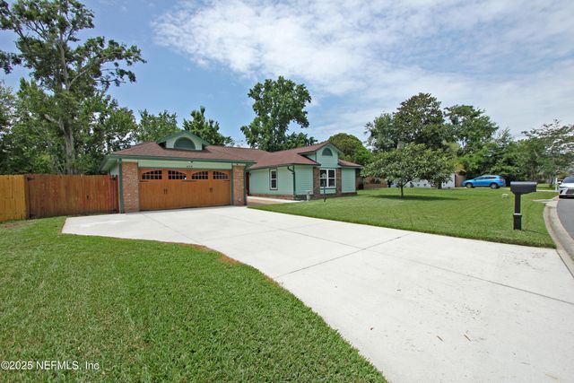 426 HARVEST BEND Drive, Fleming Island, FL 32003