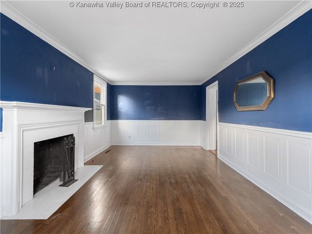 5106 Staunton Avenue Se, Charleston, WV 25304