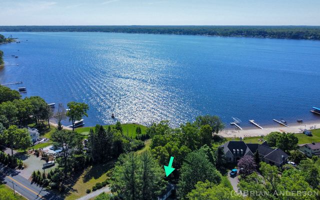6265 W Old Channel Trail, Montague, MI 49437