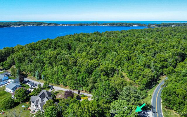 6265 W Old Channel Trail, Montague, MI 49437