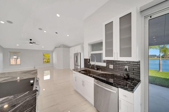 22357 Collington Drive 22357, Boca Raton, FL 33428