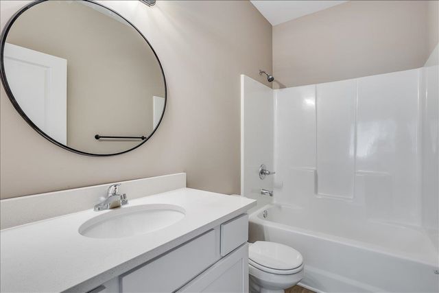 4537-4539 N Sandplum St, Wichita, KS 67205