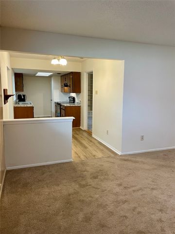 905 Northshore Drive, Garland, TX 75040