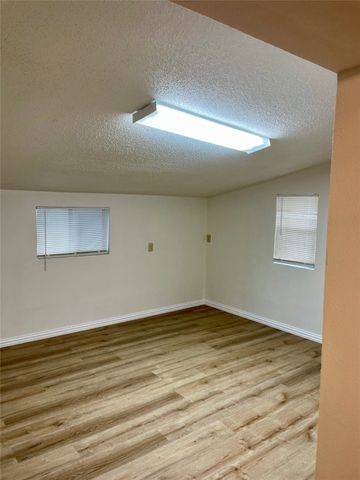 905 Northshore Drive, Garland, TX 75040