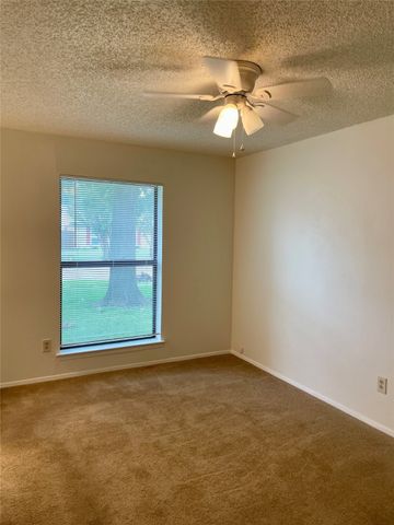 905 Northshore Drive, Garland, TX 75040