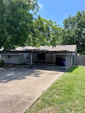 905 Northshore Drive, Garland, TX 75040