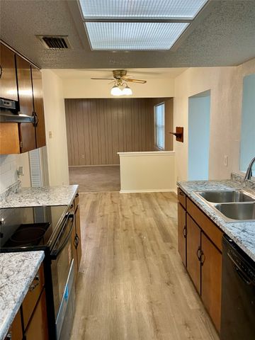 905 Northshore Drive, Garland, TX 75040